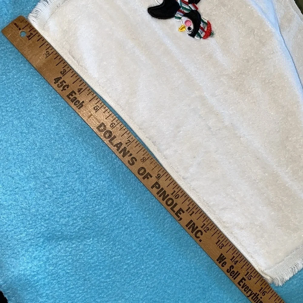 PENGUIN CHRISTMAS embroidered hand towel fingertip towel fringe edges NEW
